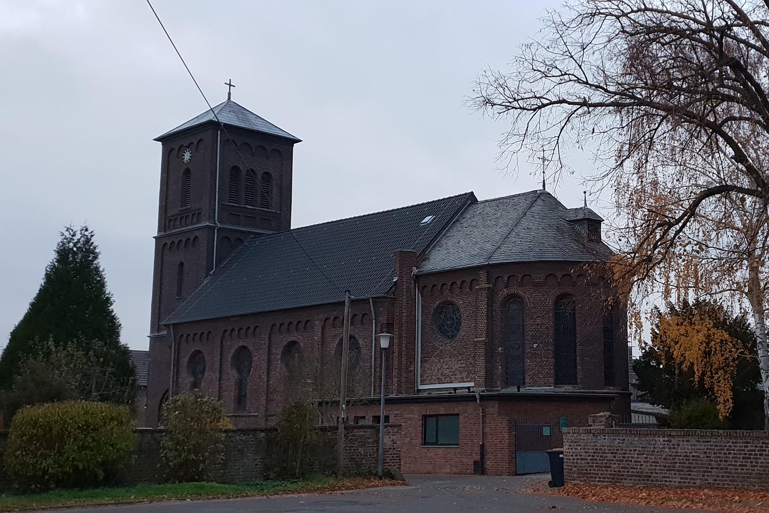 Kirche St. Amandus Girbelsrath Kirche St. Amandus Girbelsrath