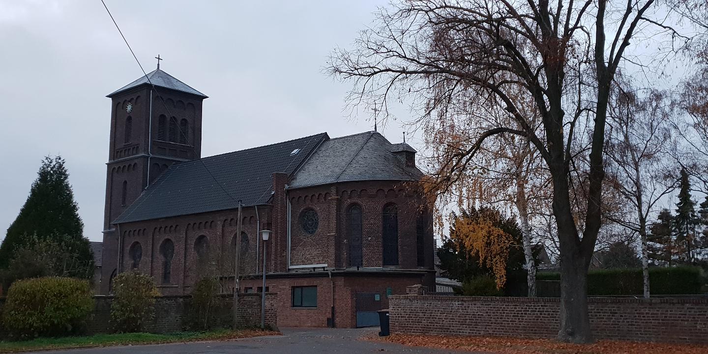 Kirche St. Amandus Girbelsrath Kirche St. Amandus Girbelsrath